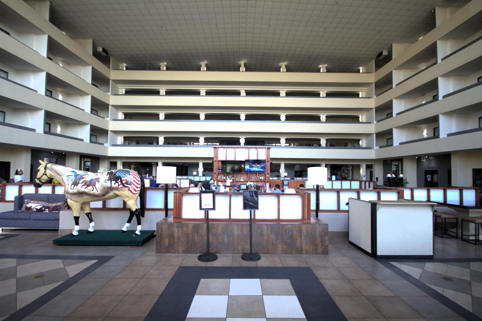 เอเทรียม โฮเต็ล แอนด์ สวีท ดีเอฟดับเบิลยู แอร์พอร์ต Hotel เออร์วิง ภายนอก รูปภาพ