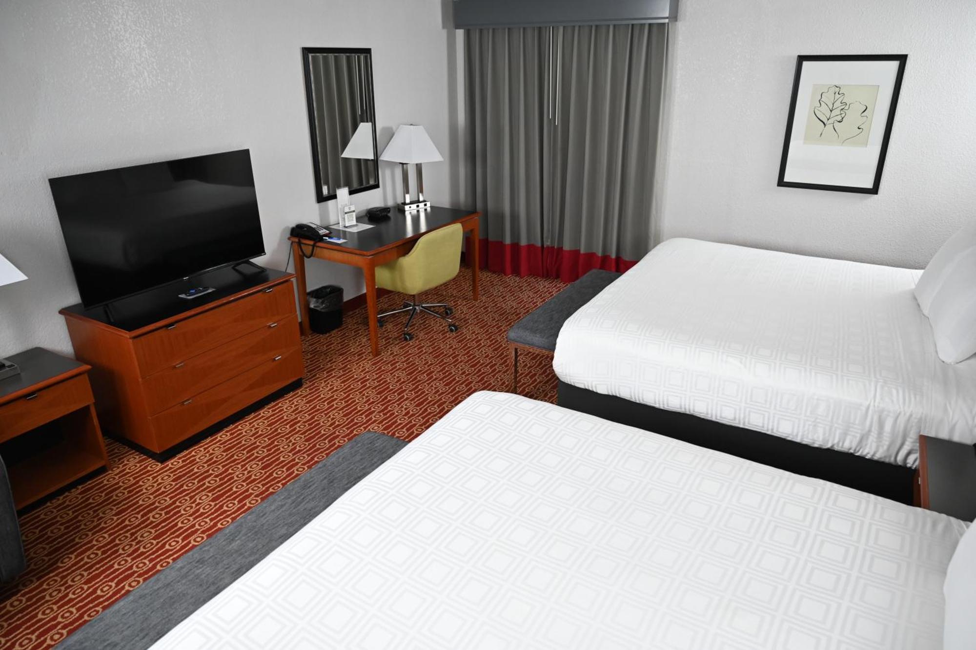 เอเทรียม โฮเต็ล แอนด์ สวีท ดีเอฟดับเบิลยู แอร์พอร์ต Hotel เออร์วิง ภายนอก รูปภาพ